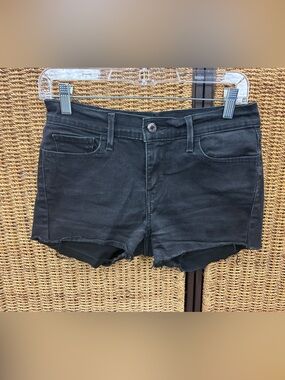 Levi’s 710 Super Skinny Black Denim Cutoff Shorts Women’s Size 29 Raw Hem